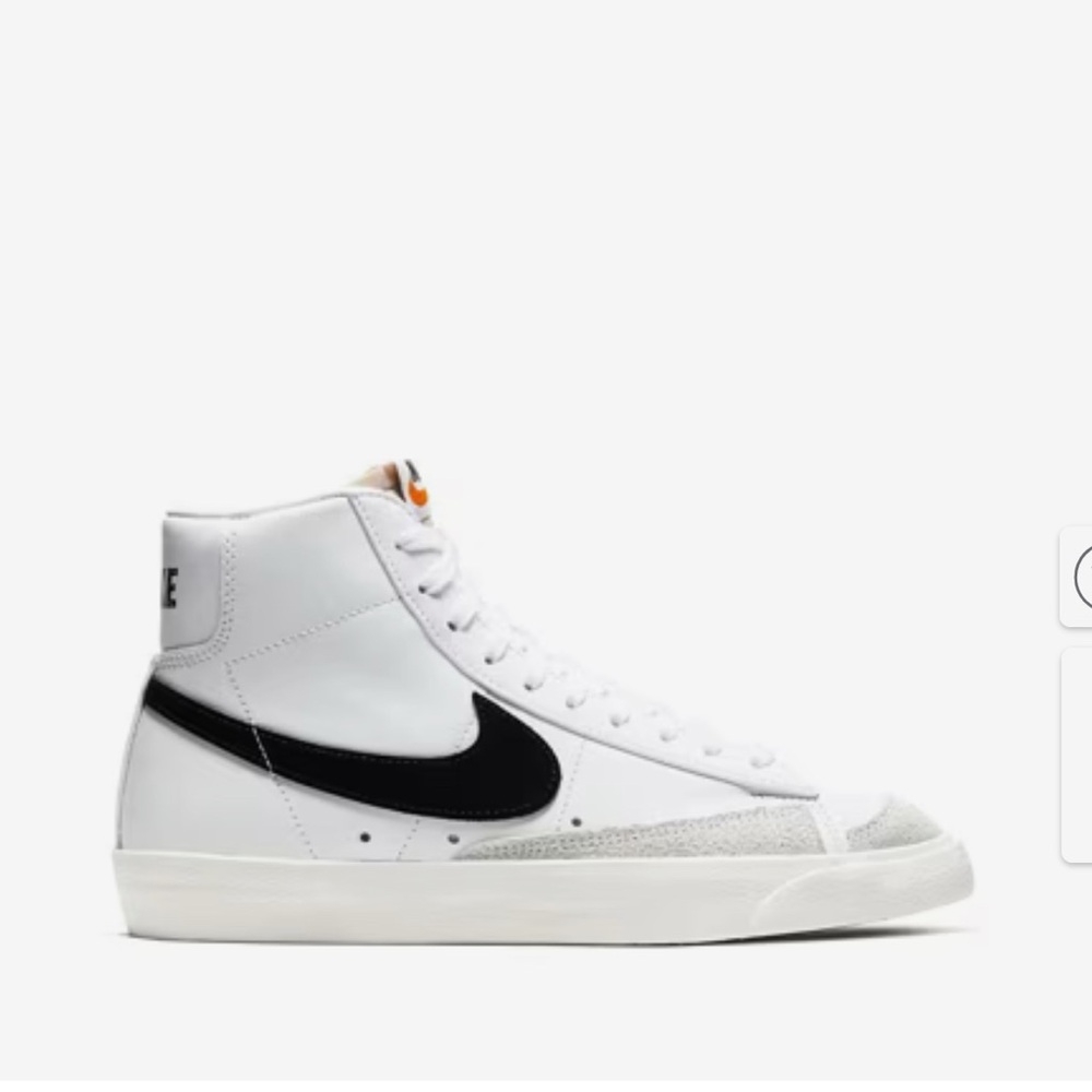 Nike women’s  White and Black Sneakers